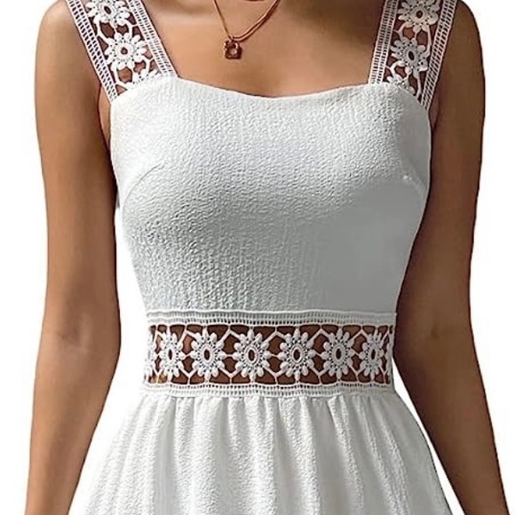 Women’s Guipures Lace Sleeve Insert Ruffle Hem Cami Long Summer/Spring Dress. - Picture 6 of 7